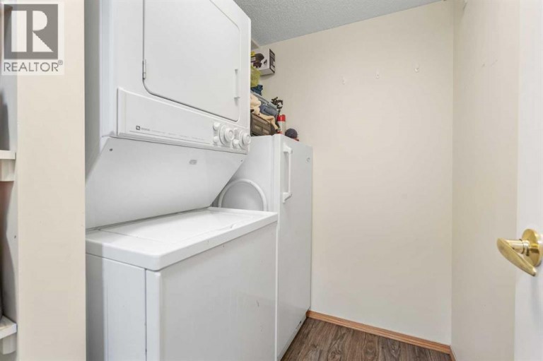 3102, 3102 Hawksbrow Point NW, Calgary, Alberta, T3G4C9