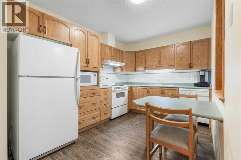 3102, 3102 Hawksbrow Point NW, Calgary, Alberta, T3G4C9