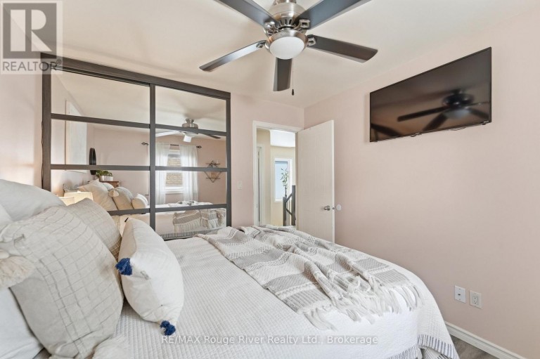 5 IBERVILLE ROAD, Whitby (Brooklin), Ontario, L1M1H5