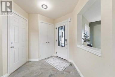 5 IBERVILLE ROAD Whitby (Brooklin) Ontario photo 3