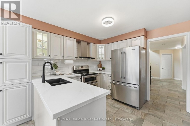 5 IBERVILLE ROAD, Whitby (Brooklin), Ontario, L1M1H5