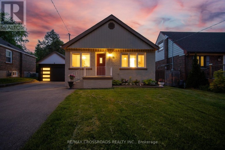 18 ADANAC DRIVE, Toronto (Cliffcrest), Ontario, M1M2E4