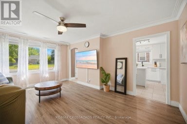 18 ADANAC DRIVE Toronto (Cliffcrest) Ontario photo 14