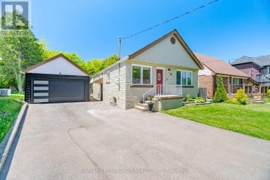 18 ADANAC DRIVE Toronto (Cliffcrest) Ontario photo 3