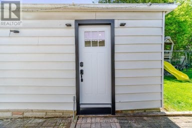 18 ADANAC DRIVE Toronto (Cliffcrest) Ontario photo 42