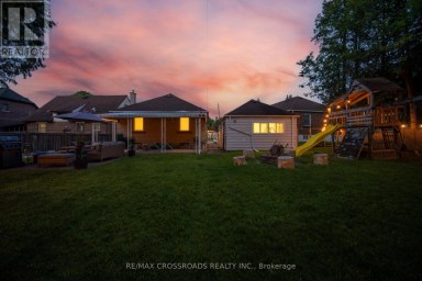 18 ADANAC DRIVE Toronto (Cliffcrest) Ontario photo 43