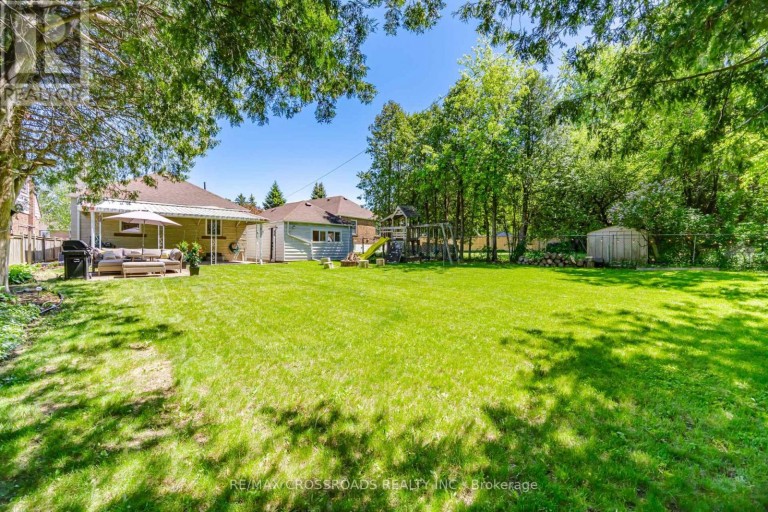 18 ADANAC DRIVE, Toronto (Cliffcrest), Ontario, M1M2E4
