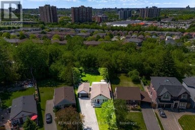 18 ADANAC DRIVE Toronto (Cliffcrest) Ontario photo 6