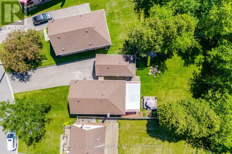 18 ADANAC DRIVE, Toronto (Cliffcrest), Ontario, M1M2E4