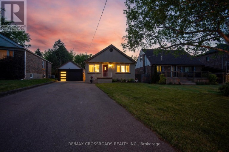 18 ADANAC DRIVE, Toronto (Cliffcrest), Ontario, M1M2E4