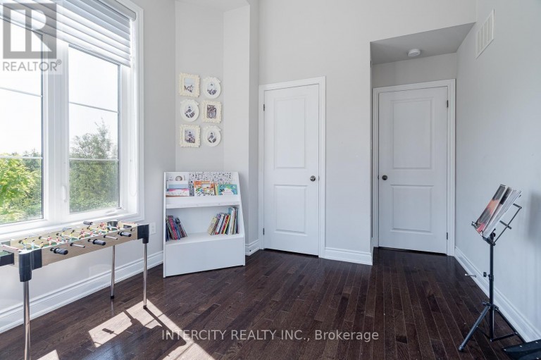 116 - 1331 MAJOR MACKENZIE DRIVE W, Vaughan (Patterson), Ontario, L6A4W4
