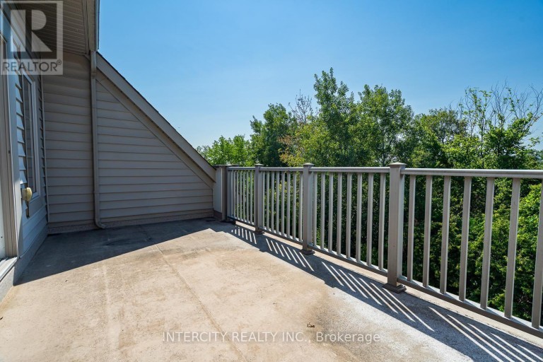 116 - 1331 MAJOR MACKENZIE DRIVE W, Vaughan (Patterson), Ontario, L6A4W4