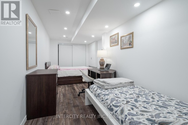 116 - 1331 MAJOR MACKENZIE DRIVE W, Vaughan (Patterson), Ontario, L6A4W4