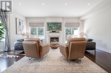 116 - 1331 MAJOR MACKENZIE DRIVE W Vaughan (Patterson) Ontario photo 5