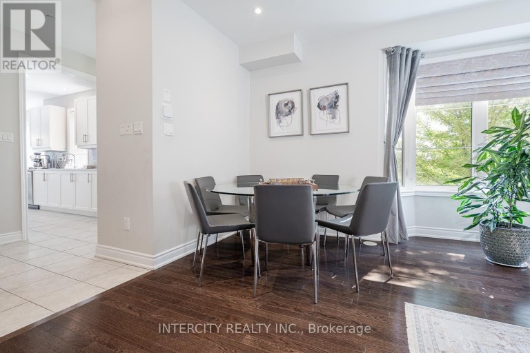 116 - 1331 MAJOR MACKENZIE DRIVE W, Vaughan (Patterson), Ontario, L6A4W4