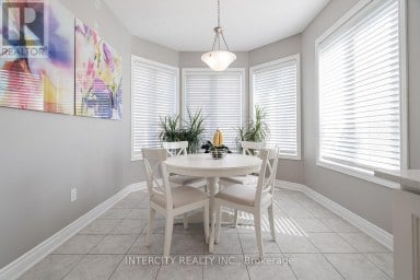116 - 1331 MAJOR MACKENZIE DRIVE W Vaughan (Patterson) Ontario photo 7