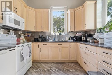 4611 OLD HIGHWAY 2 Belleville (Belleville Ward) Ontario photo 12