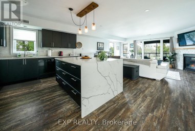 4 - 40 ONTARIO STREET S Lambton Shores (Grand Bend) Ontario photo 11