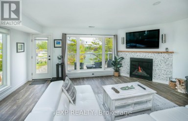 4 - 40 ONTARIO STREET S Lambton Shores (Grand Bend) Ontario photo 13
