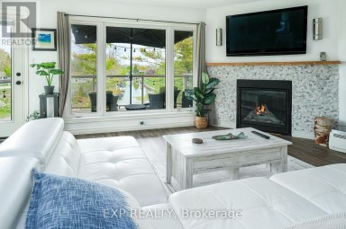 4 - 40 ONTARIO STREET S Lambton Shores (Grand Bend) Ontario photo 14