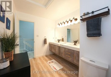 4 - 40 ONTARIO STREET S Lambton Shores (Grand Bend) Ontario photo 37