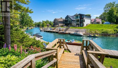 4 - 40 ONTARIO STREET S Lambton Shores (Grand Bend) Ontario photo 8