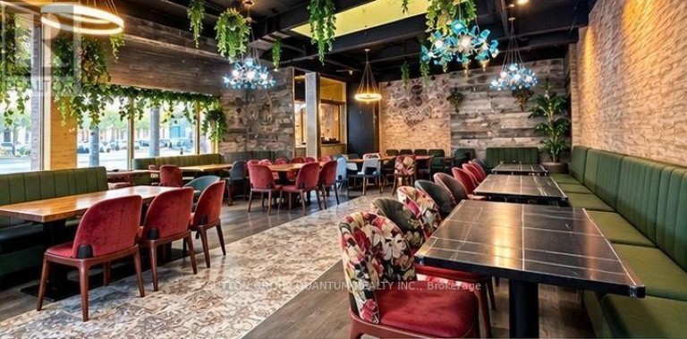 C1 - 211 MARTINDALE ROAD, St. Catharines (Grapeview), Ontario, L2S3V7