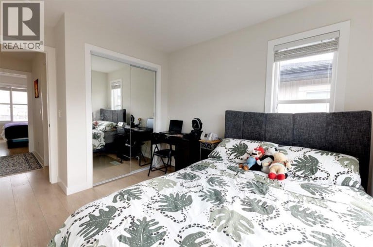 6415 128 Avenue NE, Calgary, Alberta, T3N1E6