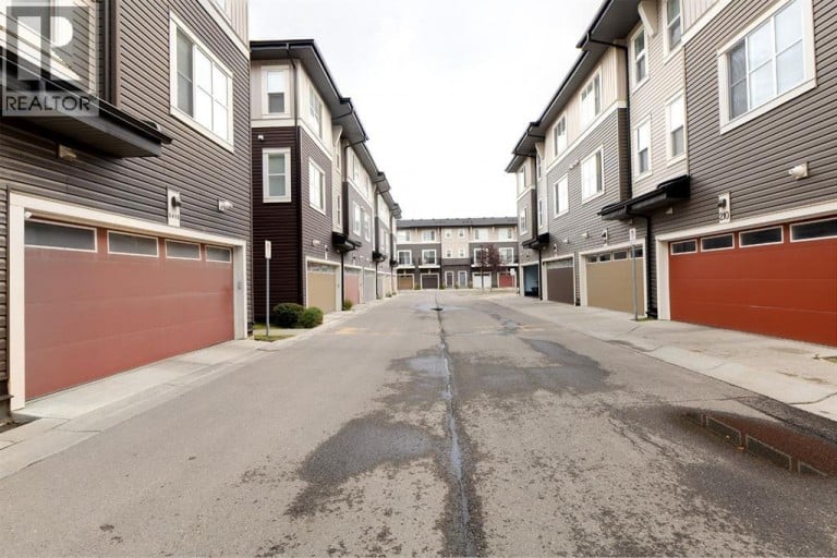 6415 128 Avenue NE, Calgary, Alberta, T3N1E6