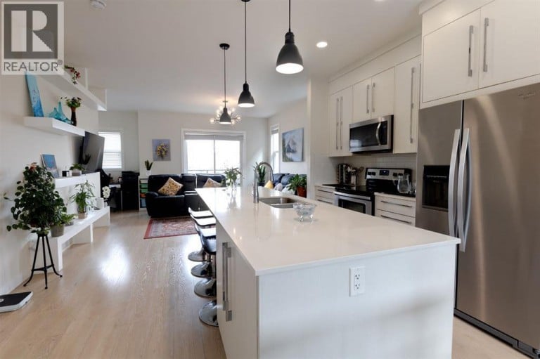 6415 128 Avenue NE, Calgary, Alberta, T3N1E6
