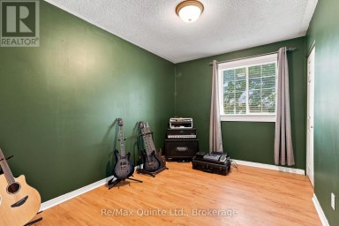 37 BOGART CRESCENT Belleville (Belleville Ward) Ontario photo 19