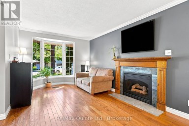 37 BOGART CRESCENT Belleville (Belleville Ward) Ontario photo 7