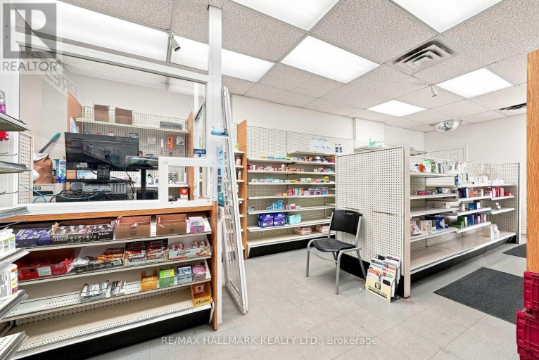 1568 QUEEN STREET E, Toronto (Greenwood-Coxwell), Ontario, M4L1E9