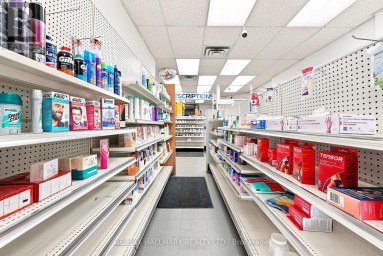 1568 QUEEN STREET E Toronto (Greenwood-Coxwell) Ontario photo 19