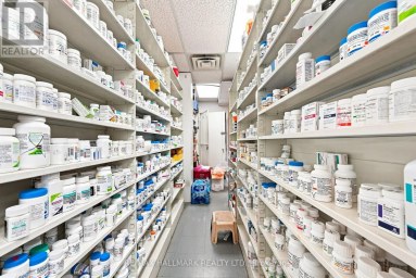1568 QUEEN STREET E Toronto (Greenwood-Coxwell) Ontario photo 21
