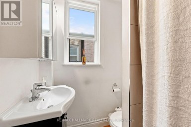 1568 QUEEN STREET E Toronto (Greenwood-Coxwell) Ontario photo 38