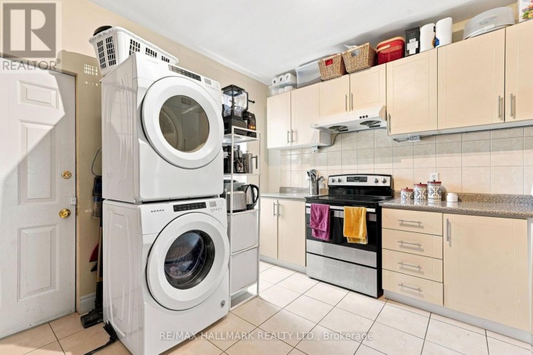 1568 QUEEN STREET E, Toronto (Greenwood-Coxwell), Ontario, M4L1E9