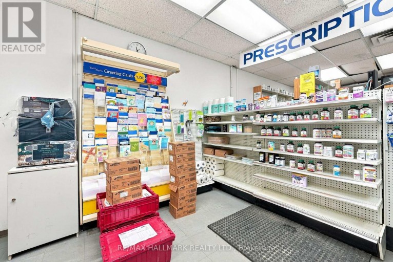 1568 QUEEN STREET E, Toronto (Greenwood-Coxwell), Ontario, M4L1E9