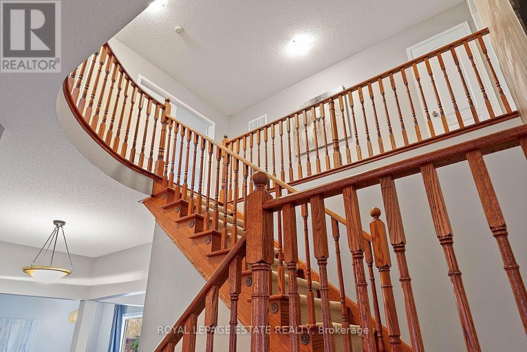 15 MCGREGOR DRIVE, Ajax (Northwest Ajax), Ontario, L1T3W8
