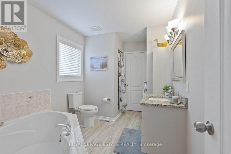 15 MCGREGOR DRIVE, Ajax (Northwest Ajax), Ontario, L1T3W8
