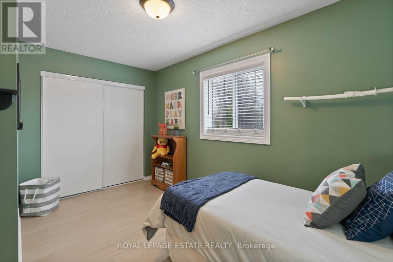 15 MCGREGOR DRIVE, Ajax (Northwest Ajax), Ontario, L1T3W8