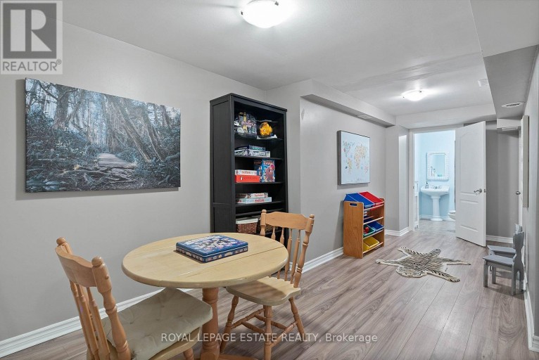 15 MCGREGOR DRIVE, Ajax (Northwest Ajax), Ontario, L1T3W8