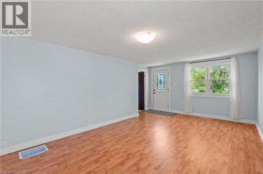 123 MORTON Avenue Brantford Ontario photo 11