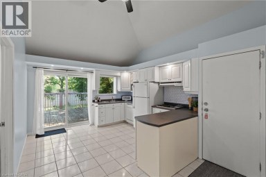 123 MORTON Avenue Brantford Ontario photo 17