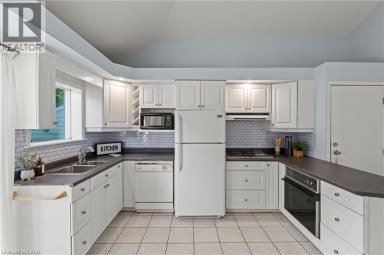123 MORTON Avenue Brantford Ontario photo 19