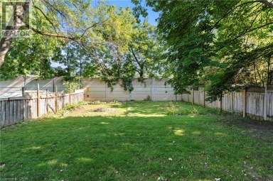 123 MORTON Avenue Brantford Ontario photo 36