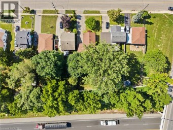 123 MORTON Avenue Brantford Ontario photo 48