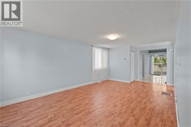 123 MORTON Avenue Brantford Ontario photo 8