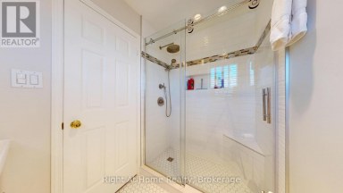40 TORR LANE Ajax (Central) Ontario photo 13