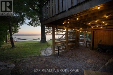 182 NICHOLSON POINT ROAD, Loyalist (Lennox And Addington - South) Ontario